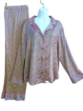 Victoria's Secret Pink Satin Cheetah Animal Print Pajama Shirt Pants Set Pockets